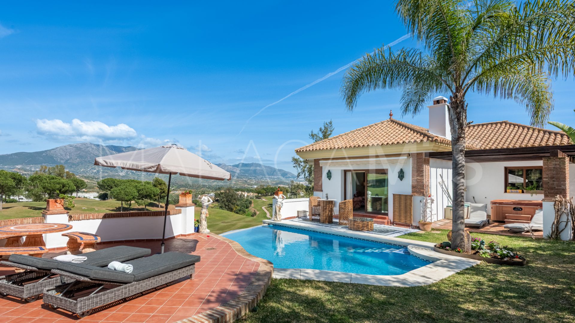 Villa for sale in La Cala Golf Resort