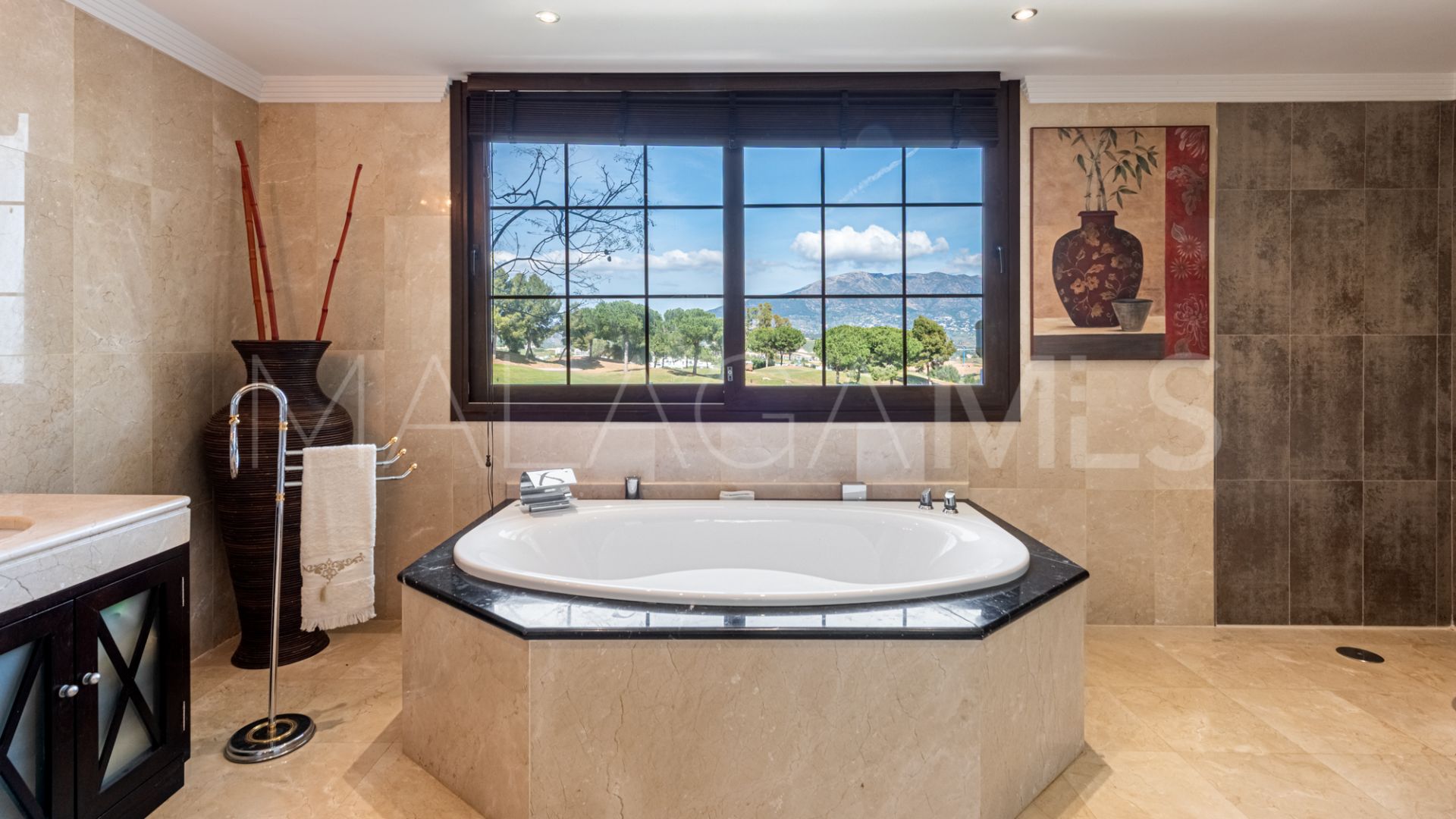 Villa for sale in La Cala Golf Resort