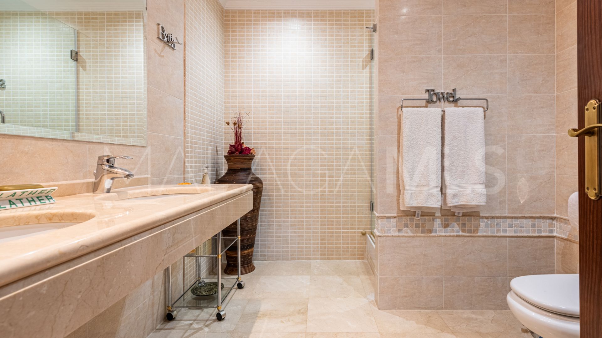 Villa for sale in La Cala Golf Resort