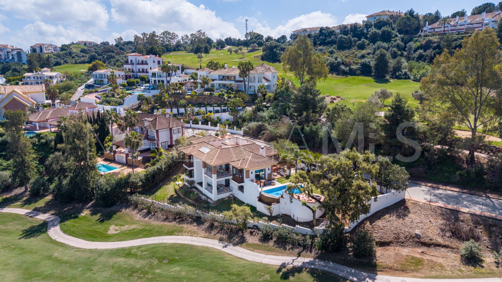 Villa for sale in La Cala Golf Resort