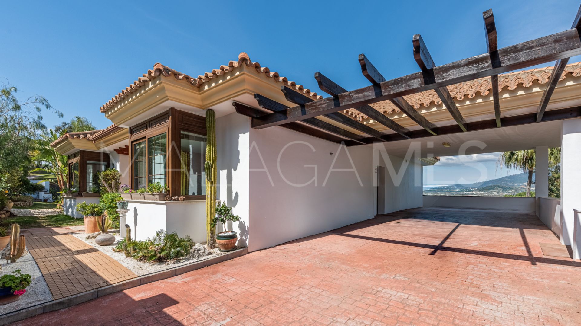 Villa for sale in La Cala Golf Resort