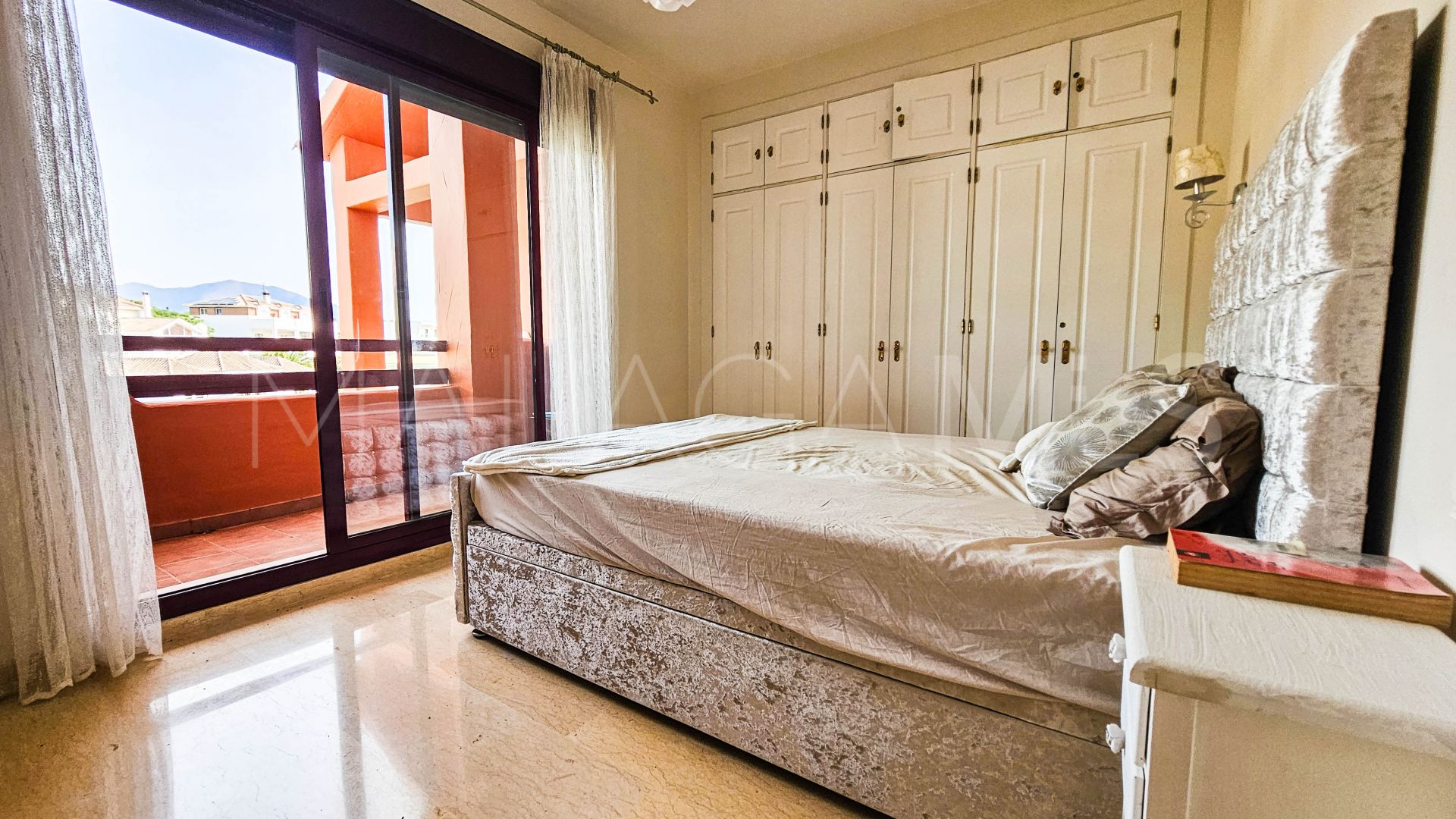 Takvåning for sale in La Duquesa