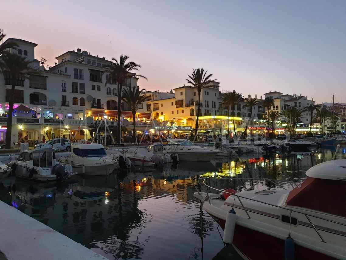 Takvåning for sale in La Duquesa