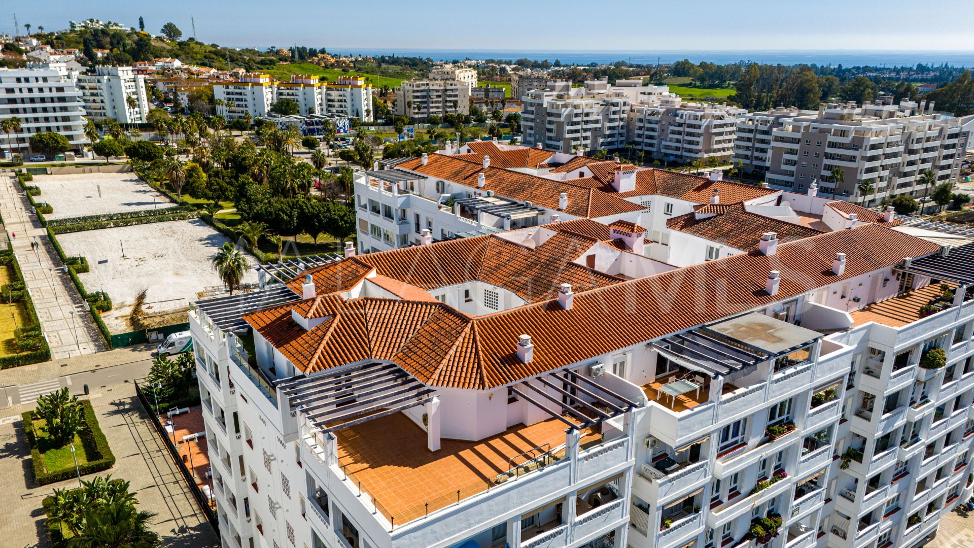 Takvåning for sale in Nueva Andalucia