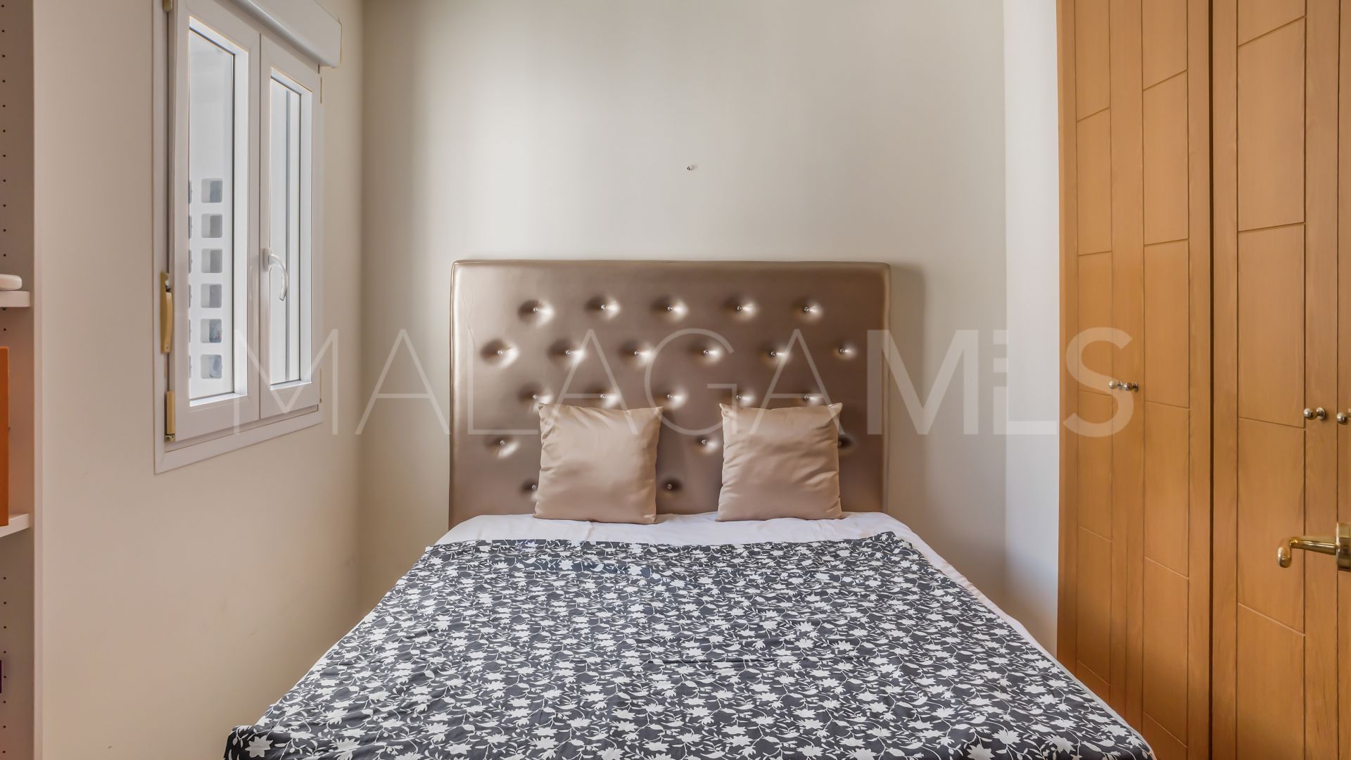 Takvåning for sale in Nueva Andalucia