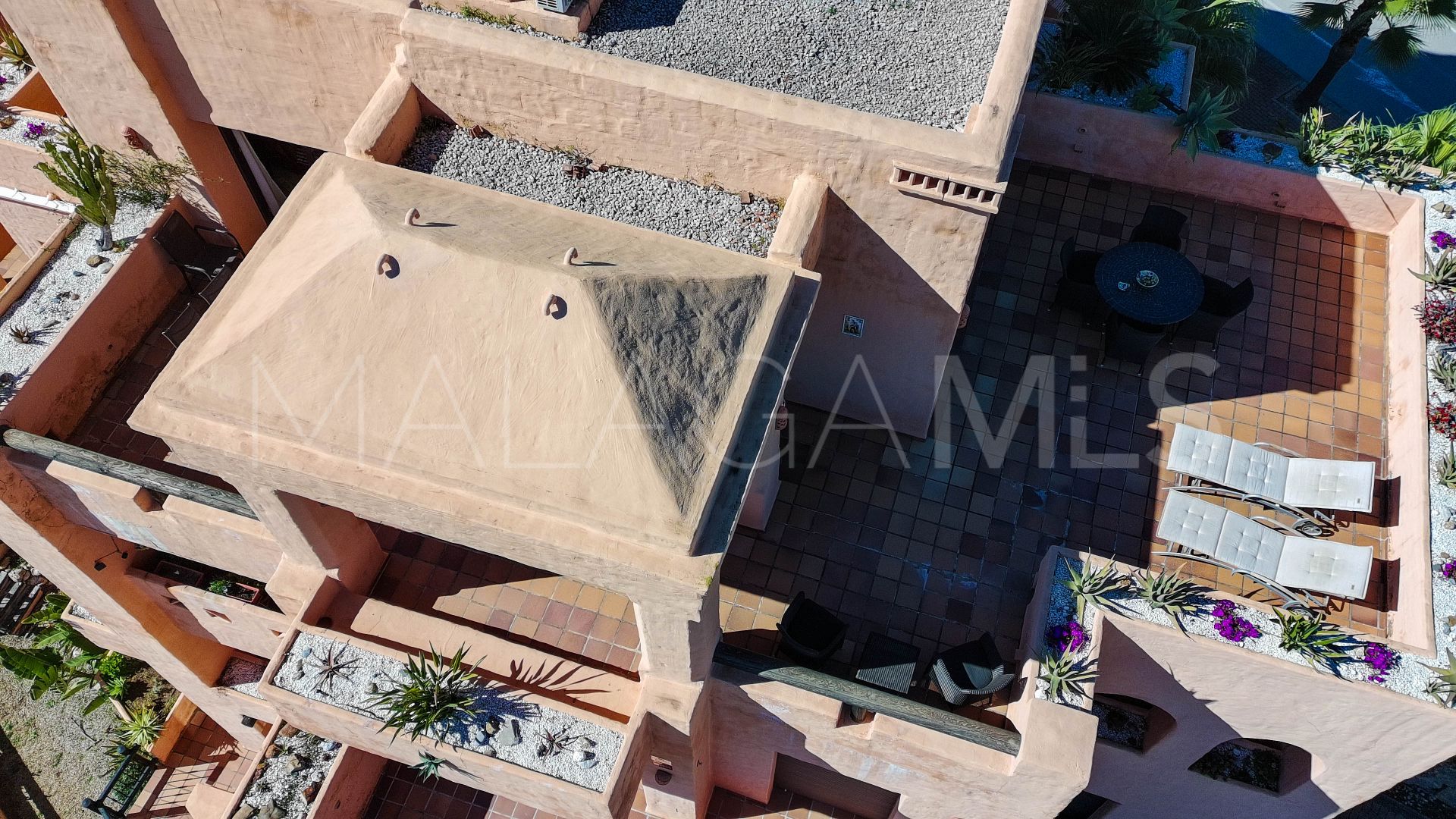 For sale penthouse in La Duquesa