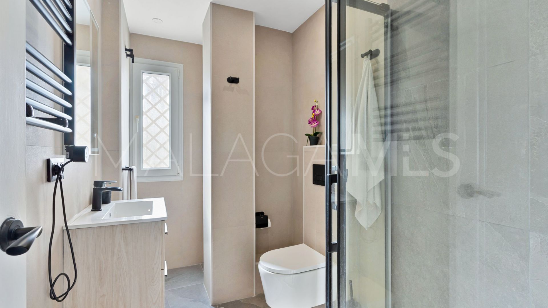 Duplex for sale in Nueva Andalucia with 3 bedrooms