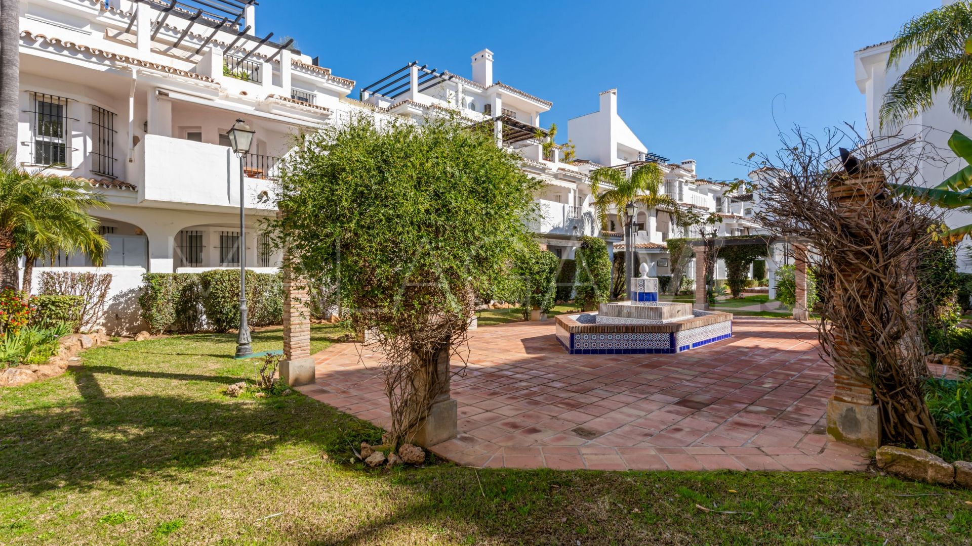 Duplex penthouse for sale in Nueva Andalucia