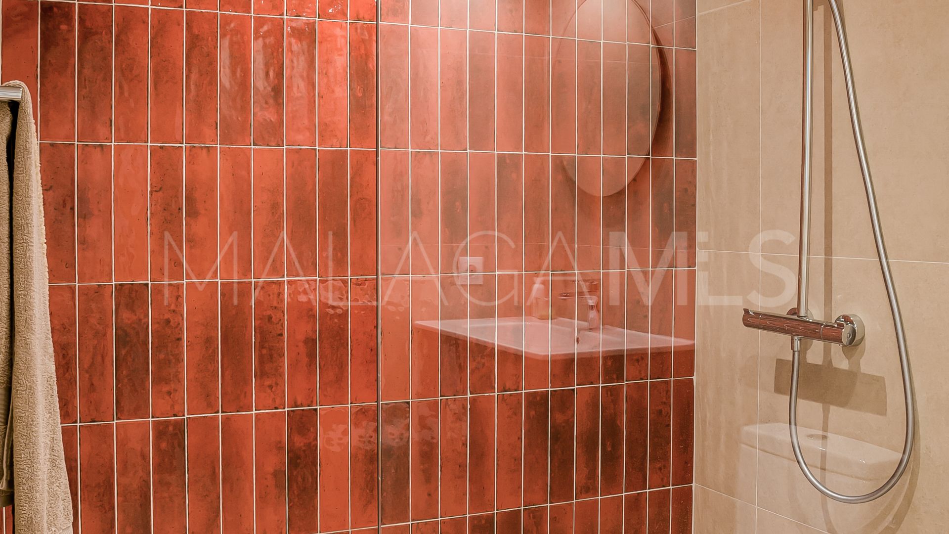 Takvåning for sale in Nueva Andalucia