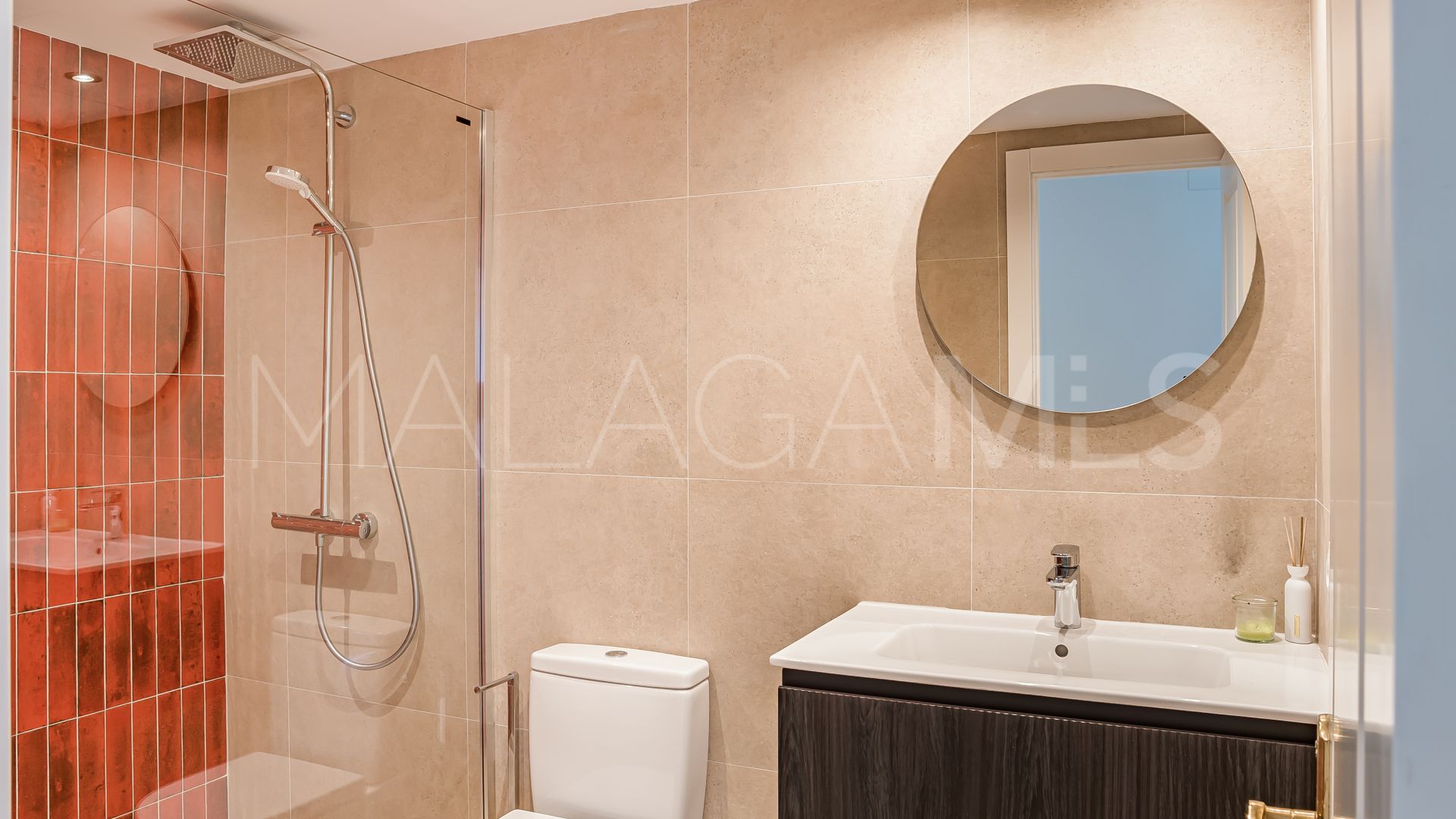 Takvåning for sale in Nueva Andalucia