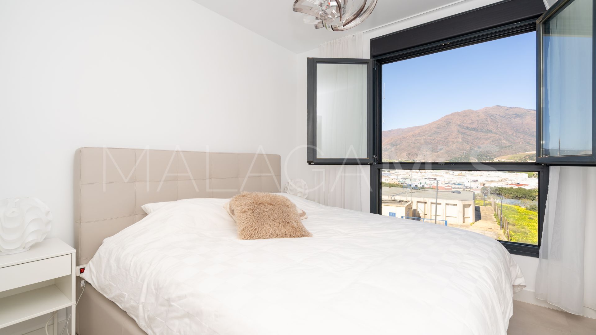 Las Mesas penthouse for sale