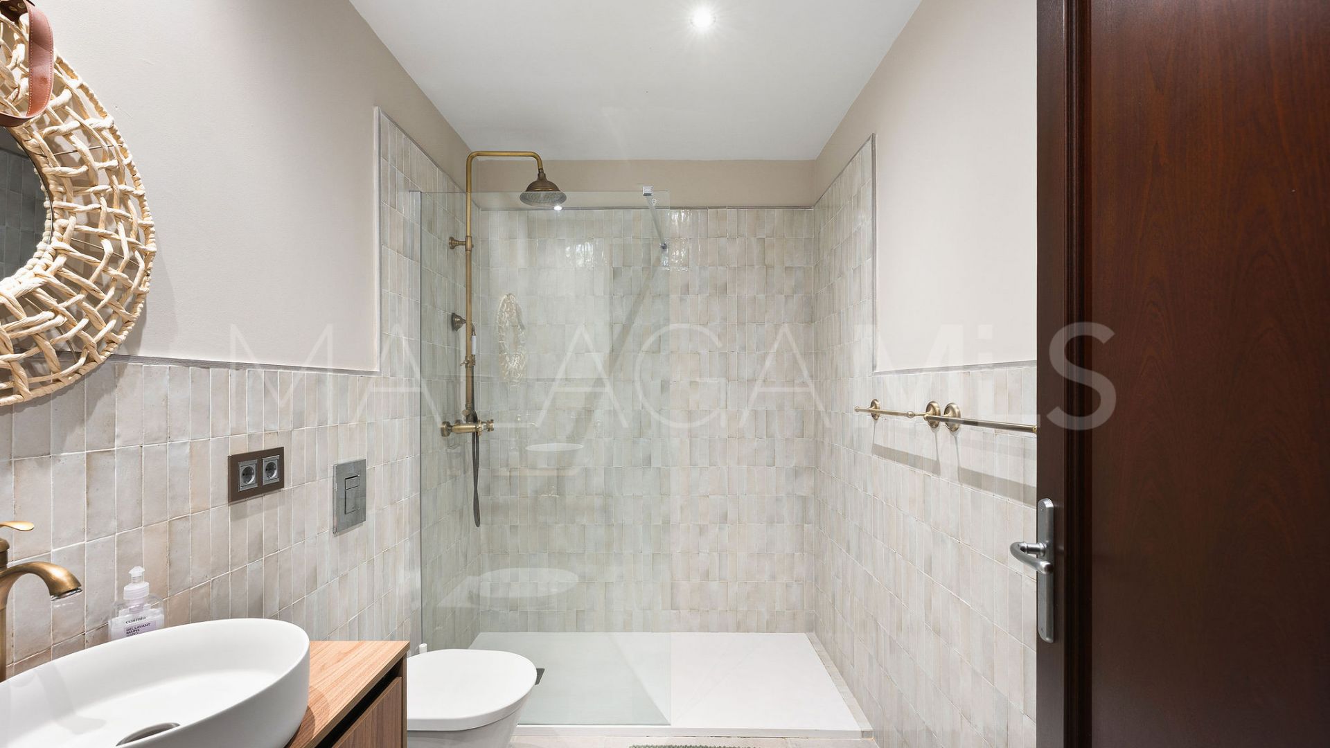 Villa de 6 bedrooms for sale in San Pedro Playa