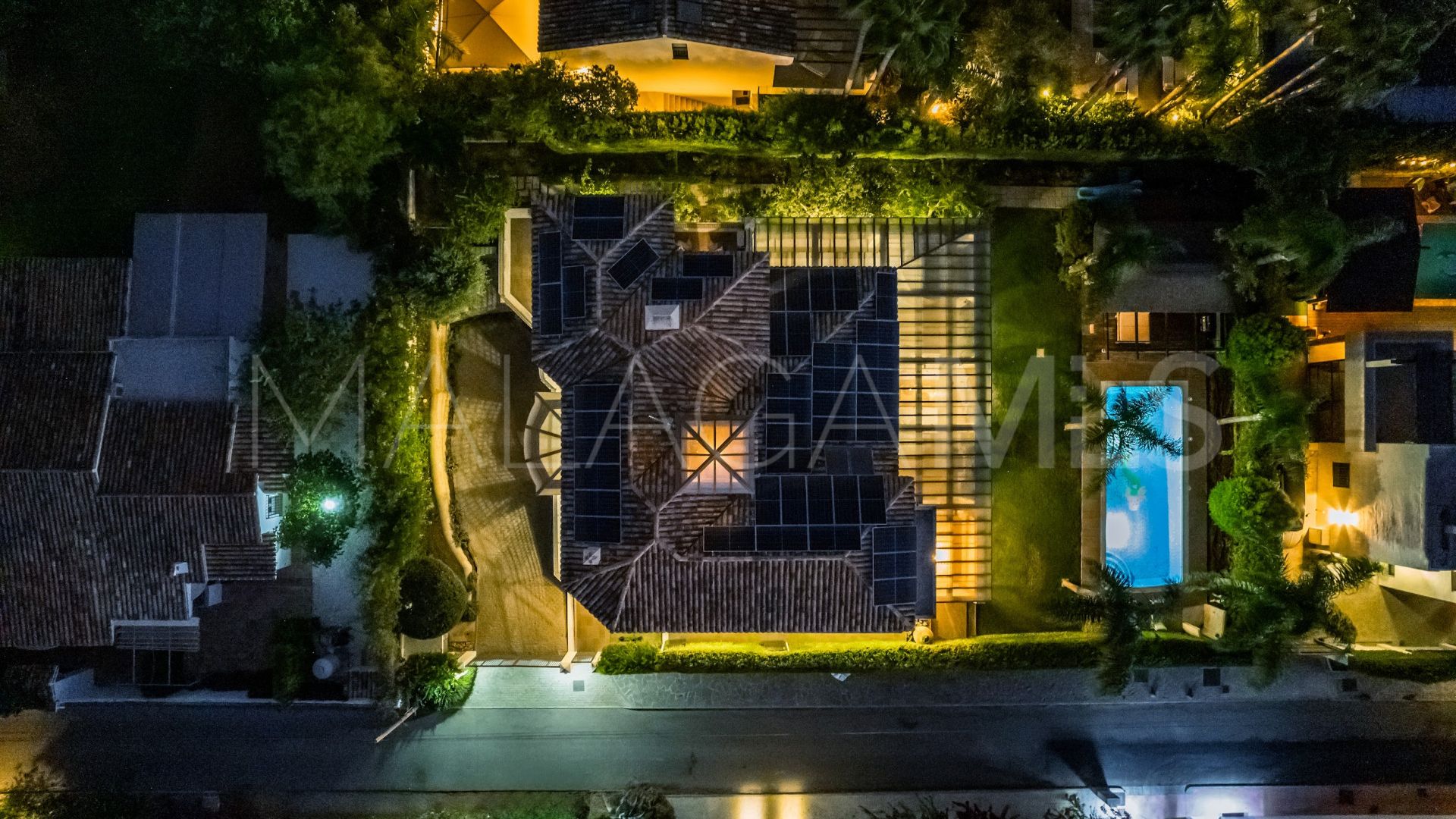 Villa de 6 bedrooms for sale in San Pedro Playa