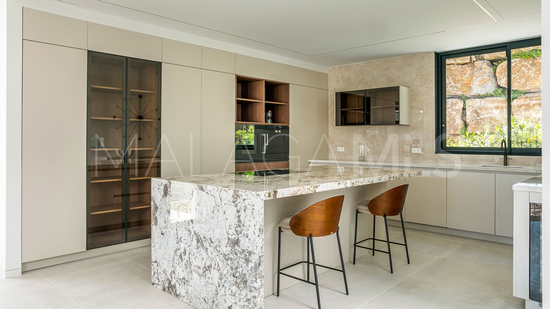 Villa for sale in Paraiso Alto