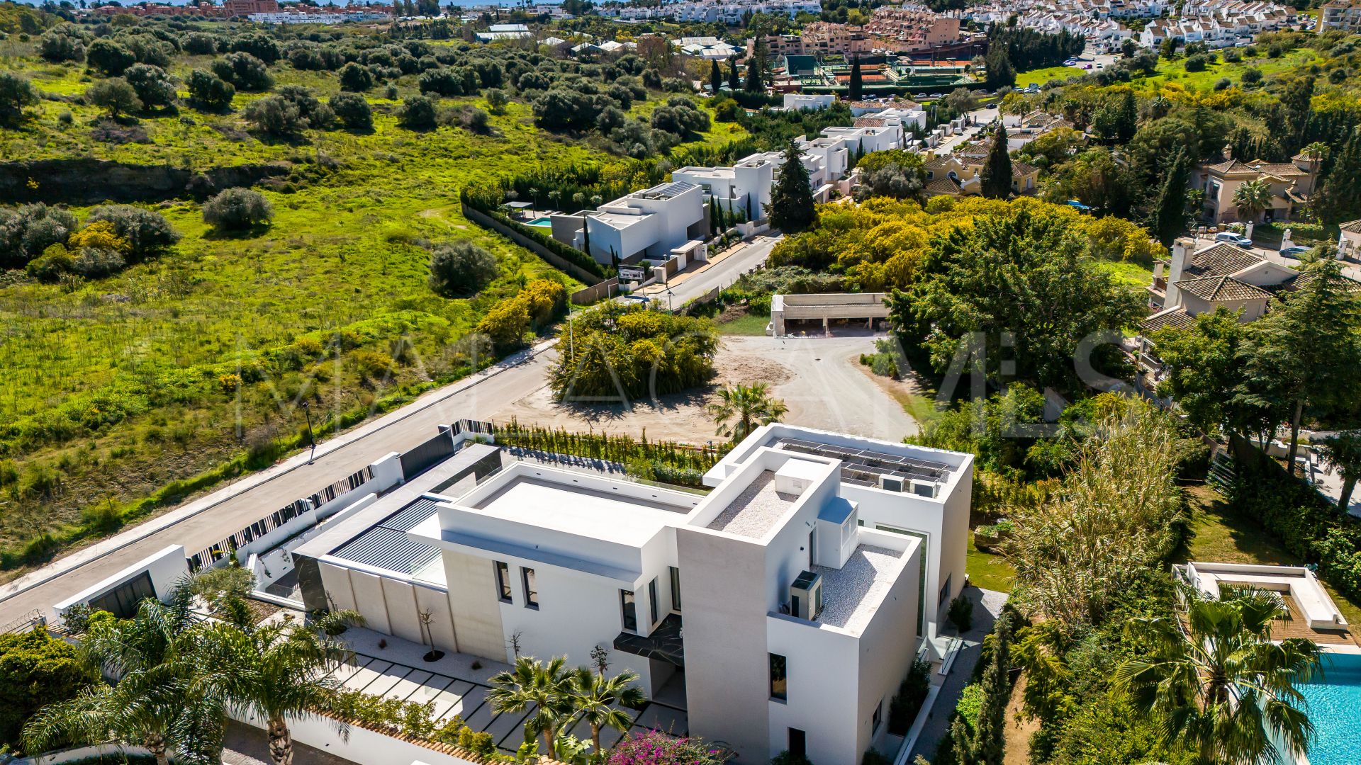 Villa for sale in Paraiso Alto