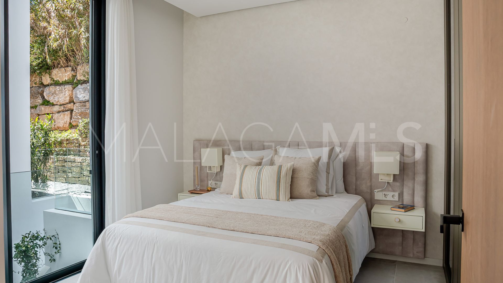 Villa for sale in Paraiso Alto