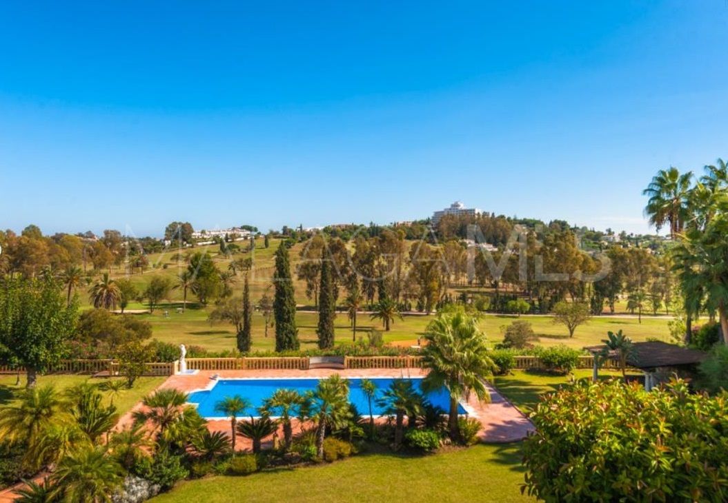Herrenhaus for sale in New Golden Mile