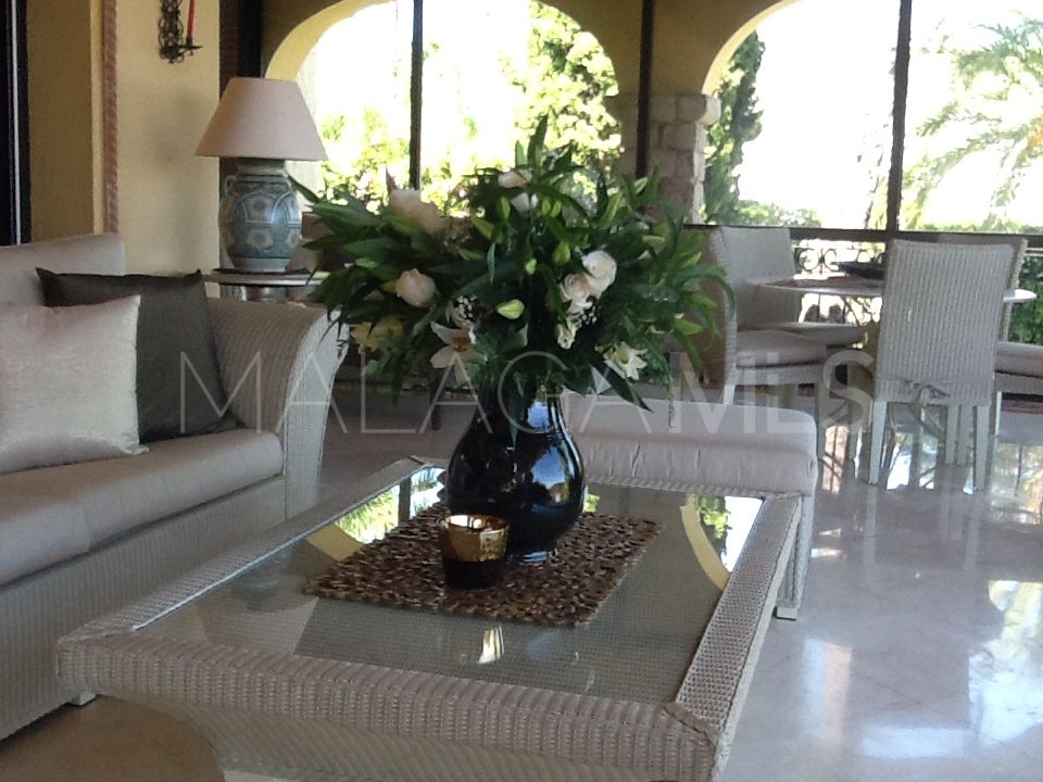 Herrenhaus for sale in New Golden Mile