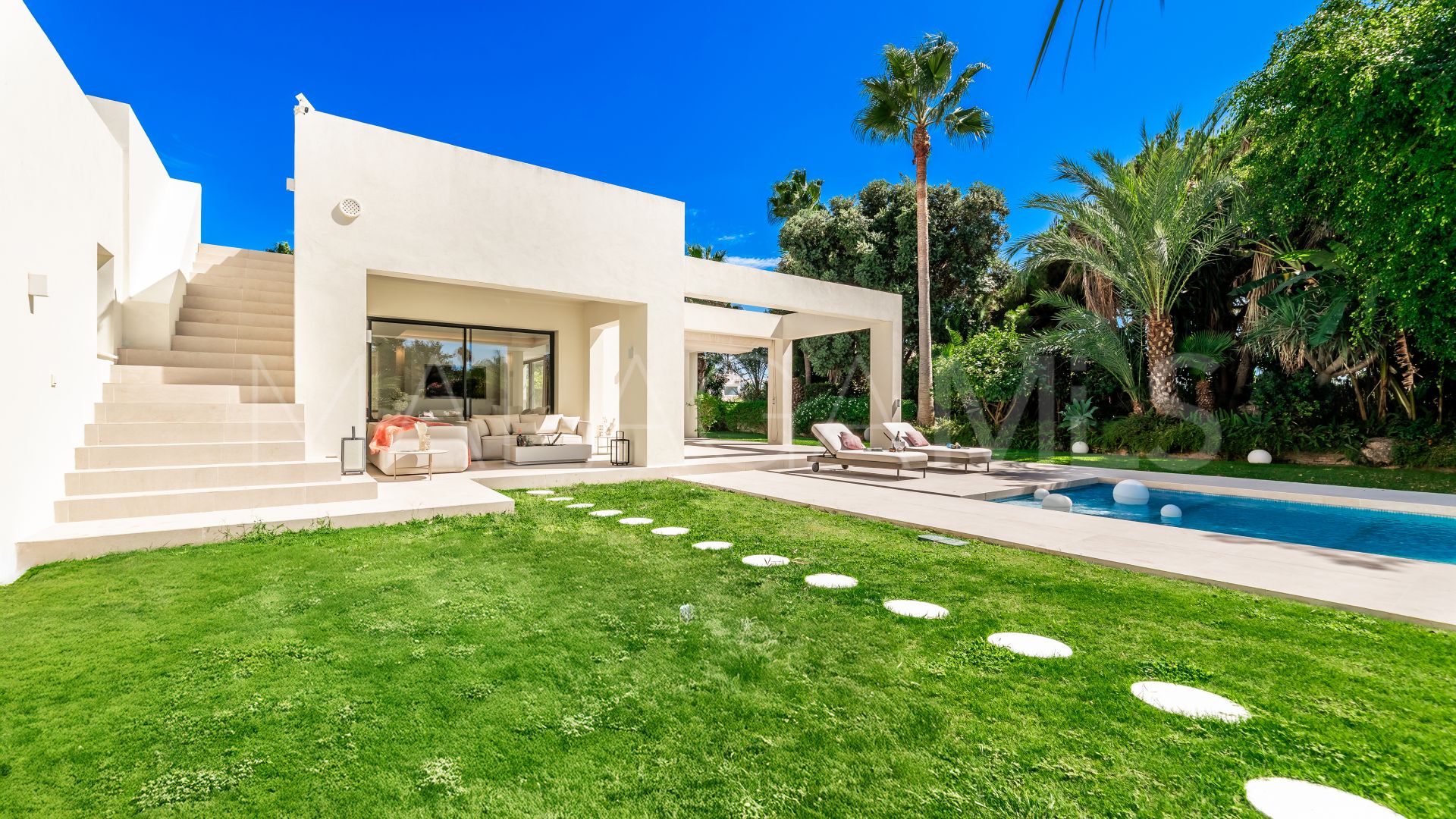 Villa for sale in Marbella Est
