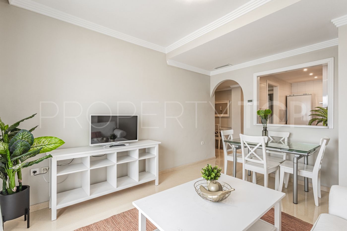Apartamento en venta con 1 dormitorio en Nueva Andalucia