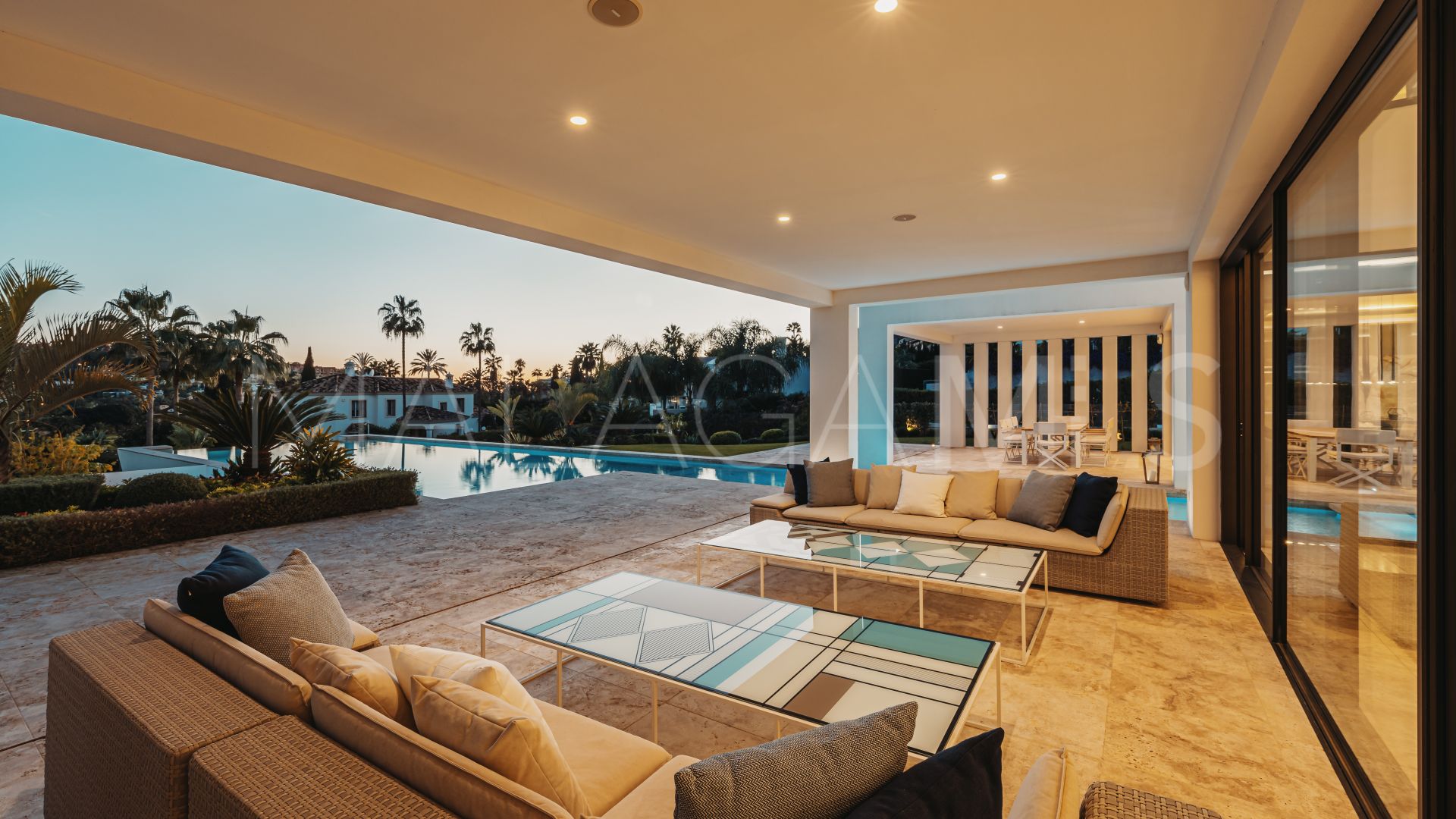 Nueva Andalucia, villa de 6 bedrooms for sale