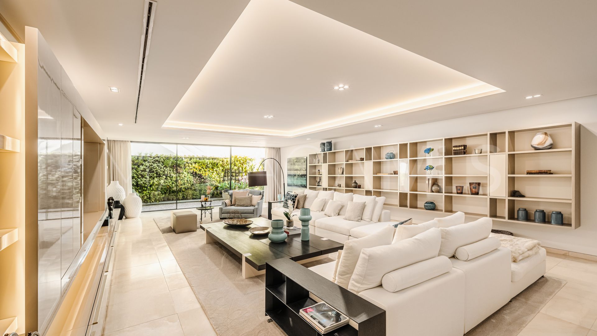 Nueva Andalucia, villa de 6 bedrooms for sale