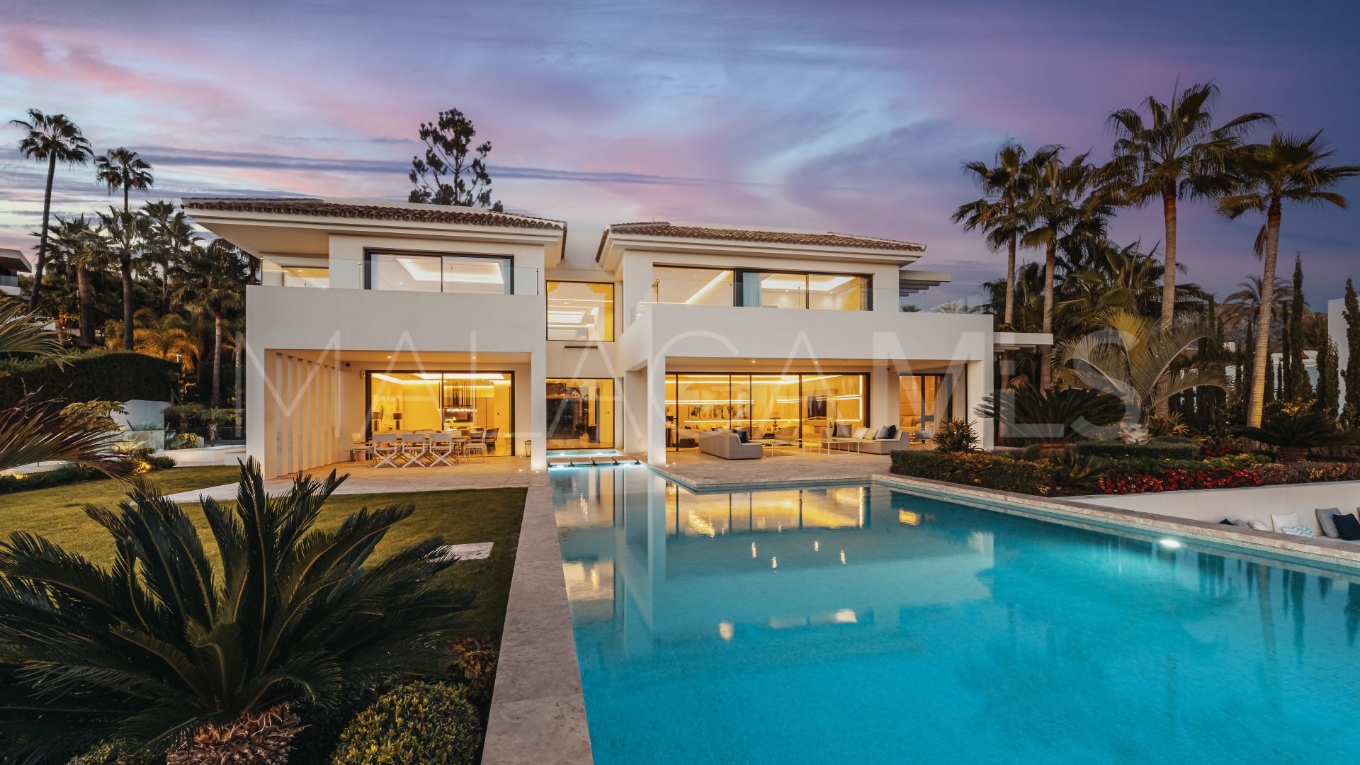 Nueva Andalucia, villa de 6 bedrooms for sale
