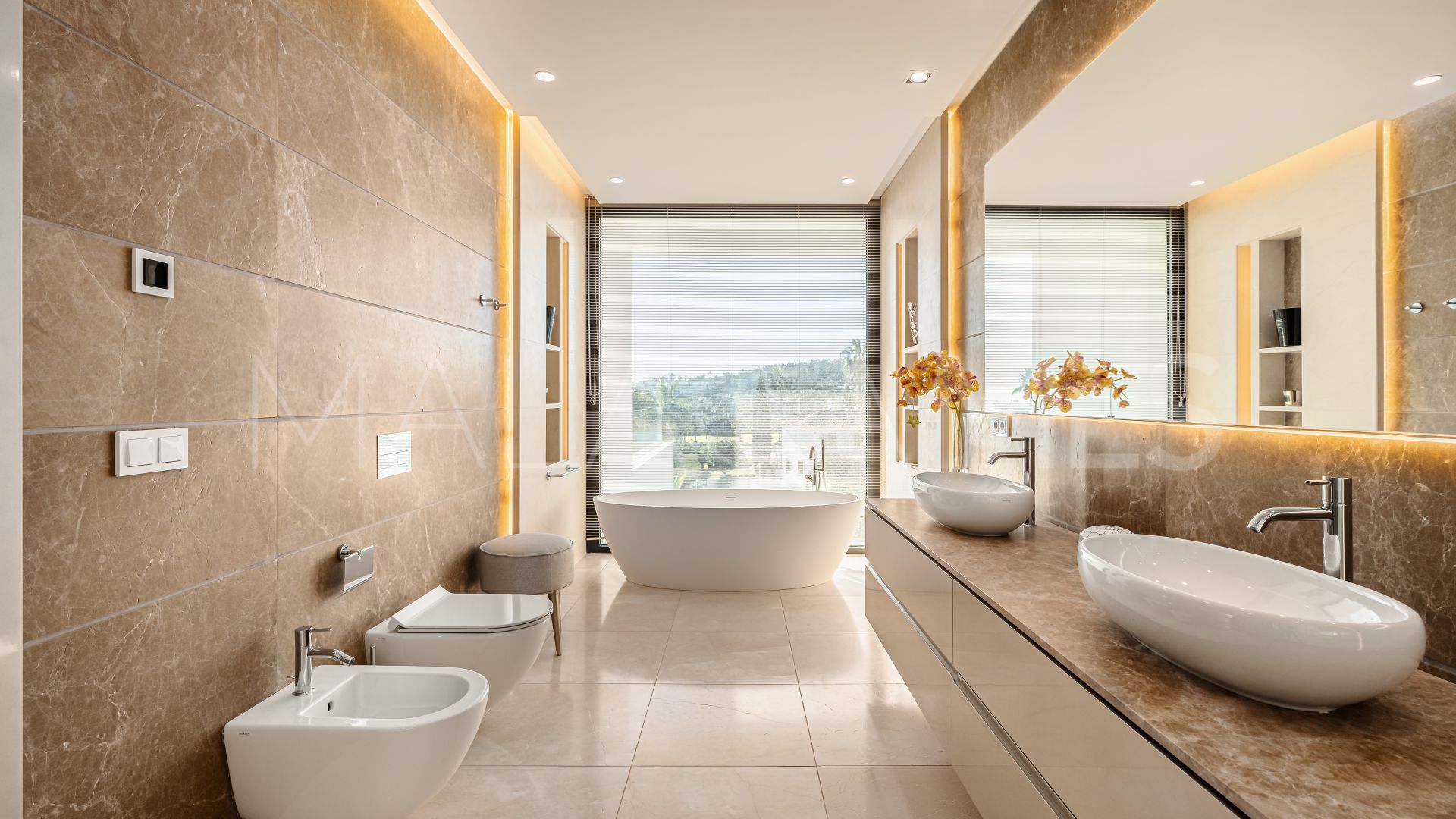 Nueva Andalucia, villa de 6 bedrooms for sale