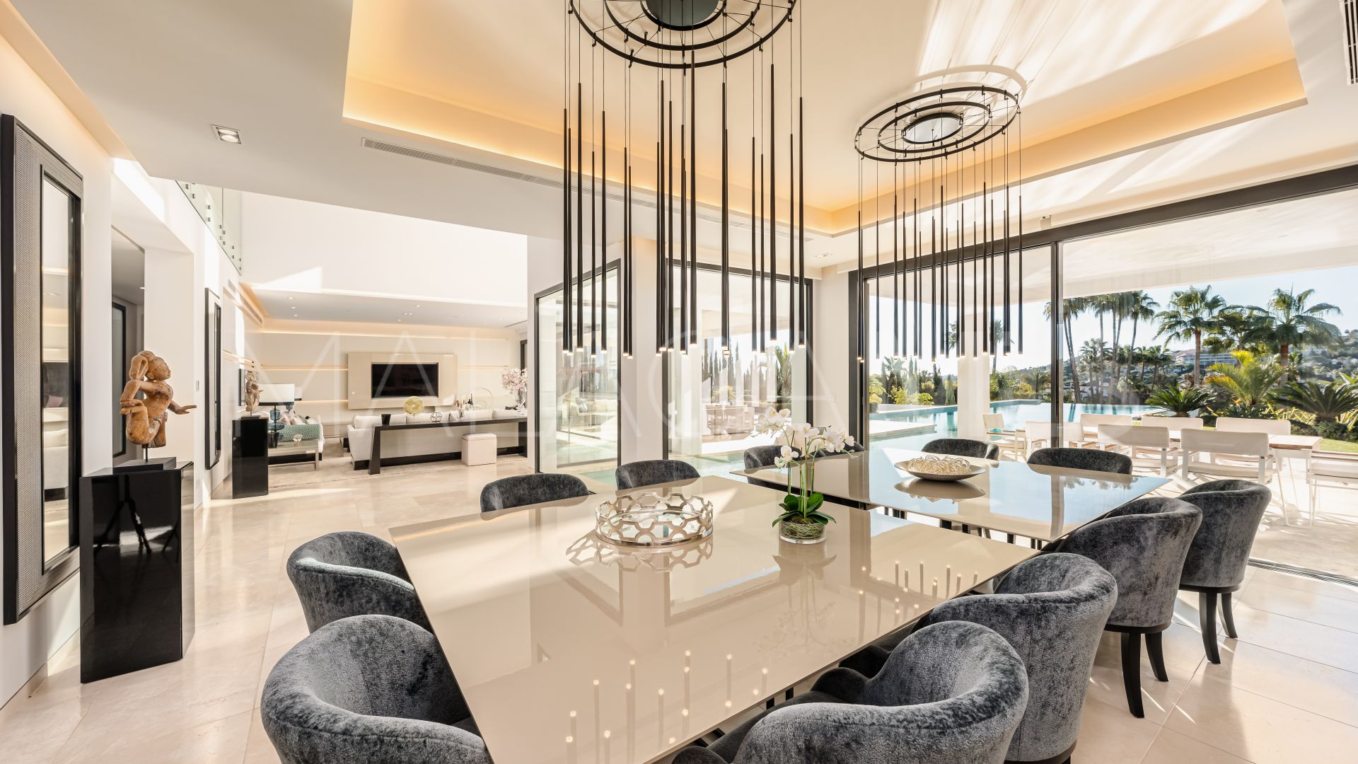 Nueva Andalucia, villa de 6 bedrooms for sale