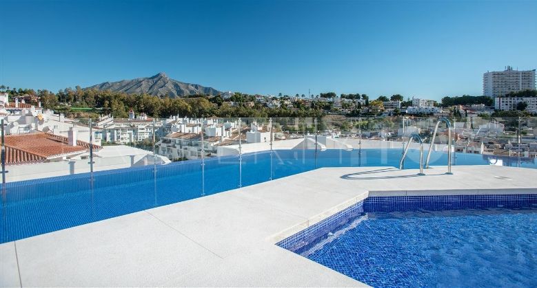 Apartamento en venta en Nueva Andalucia