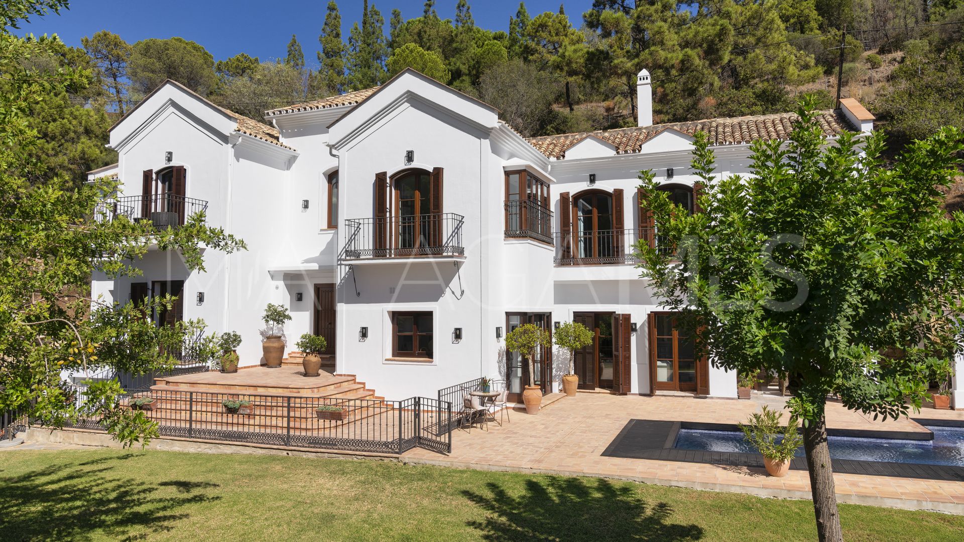 Villa for sale in Ctra. De Ronda