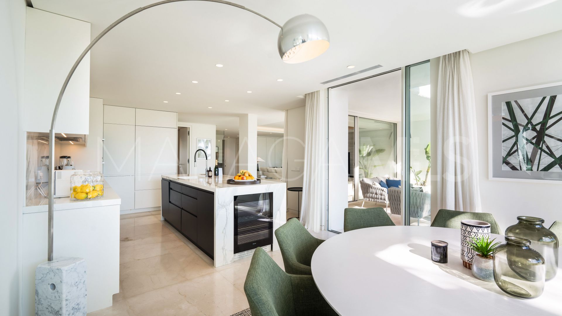 Duplex penthouse for sale in Marbella Golden Mile