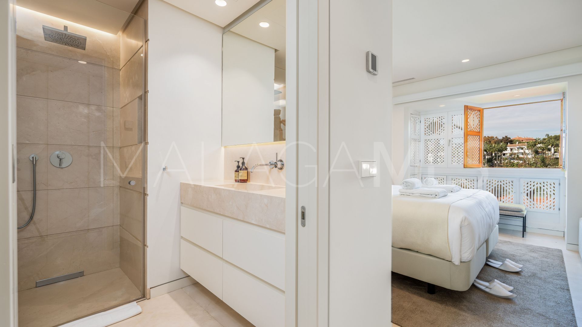 Duplex penthouse for sale in Marbella Golden Mile