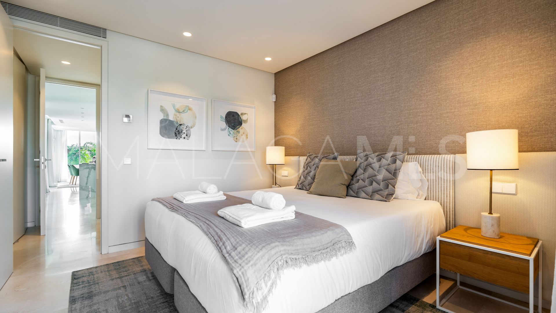 Duplex penthouse for sale in Marbella Golden Mile