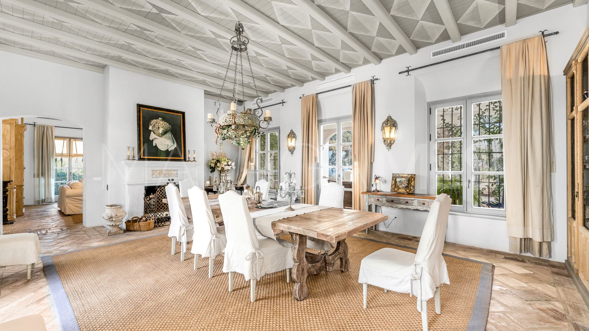 Villa for sale in Ctra. De Ronda