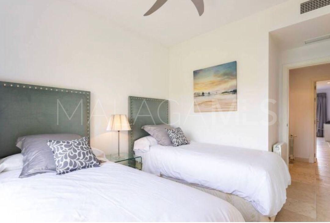 Buy apartamento in New Golden Mile