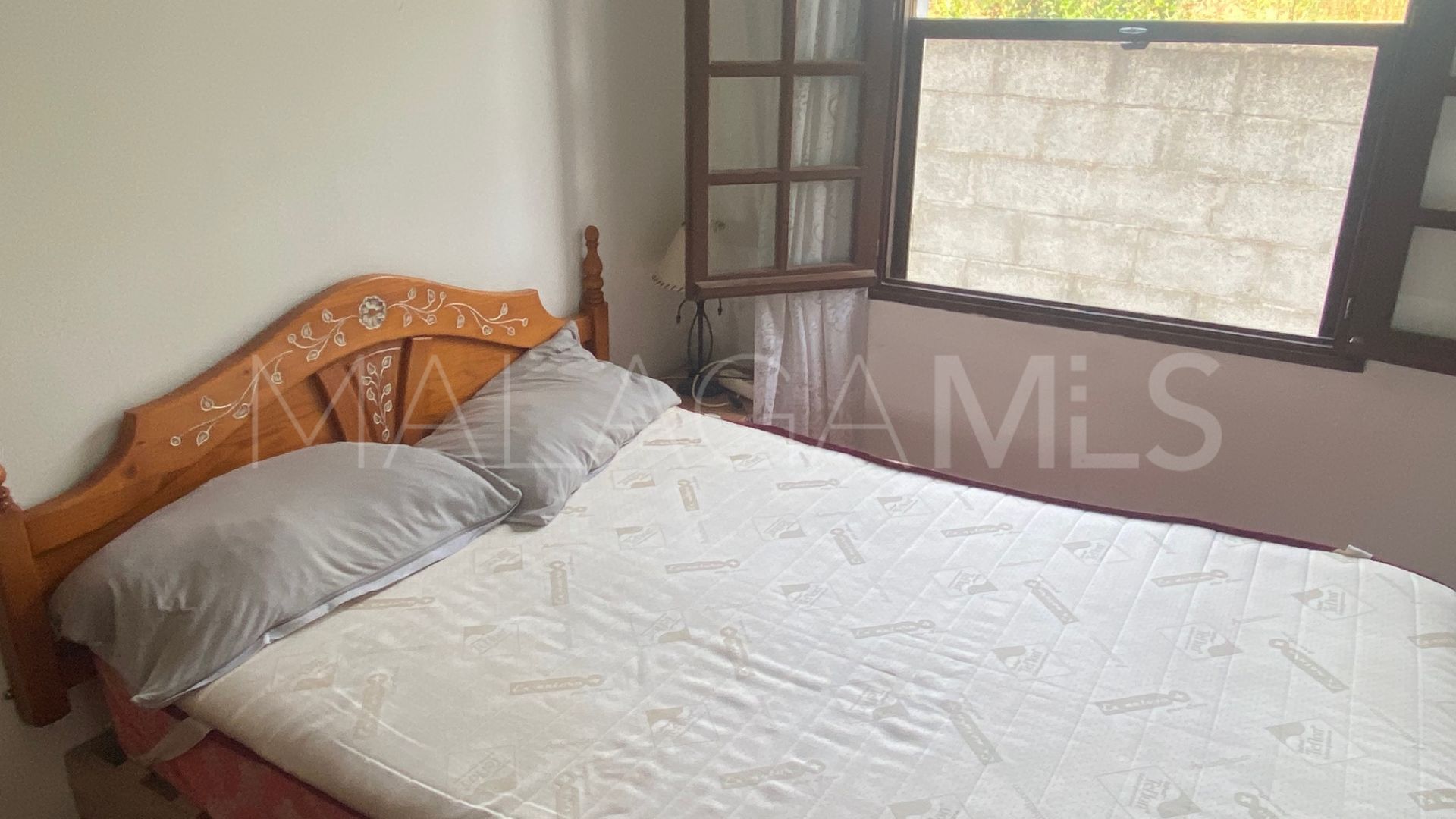 Villa for sale in New Golden Mile