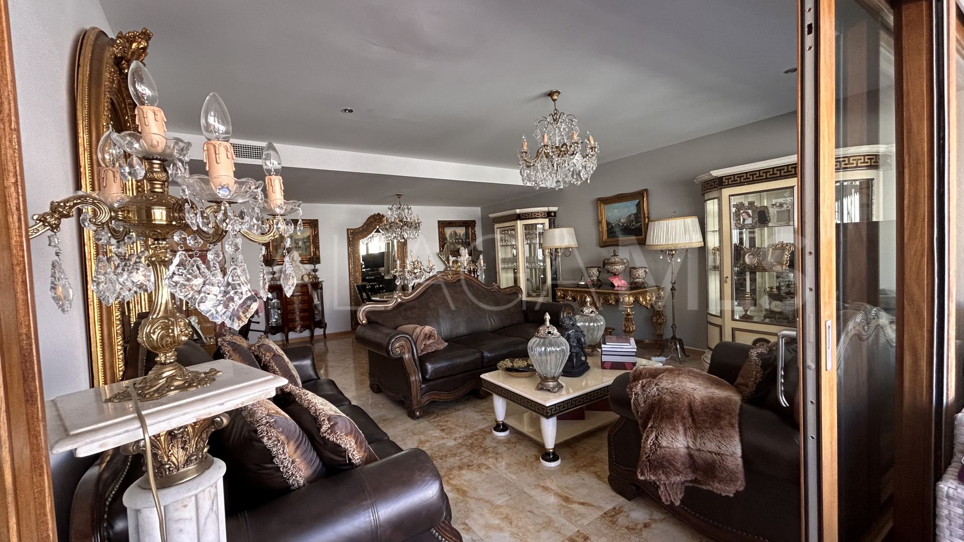 Appartement rez de chaussée for sale in Marbella Est