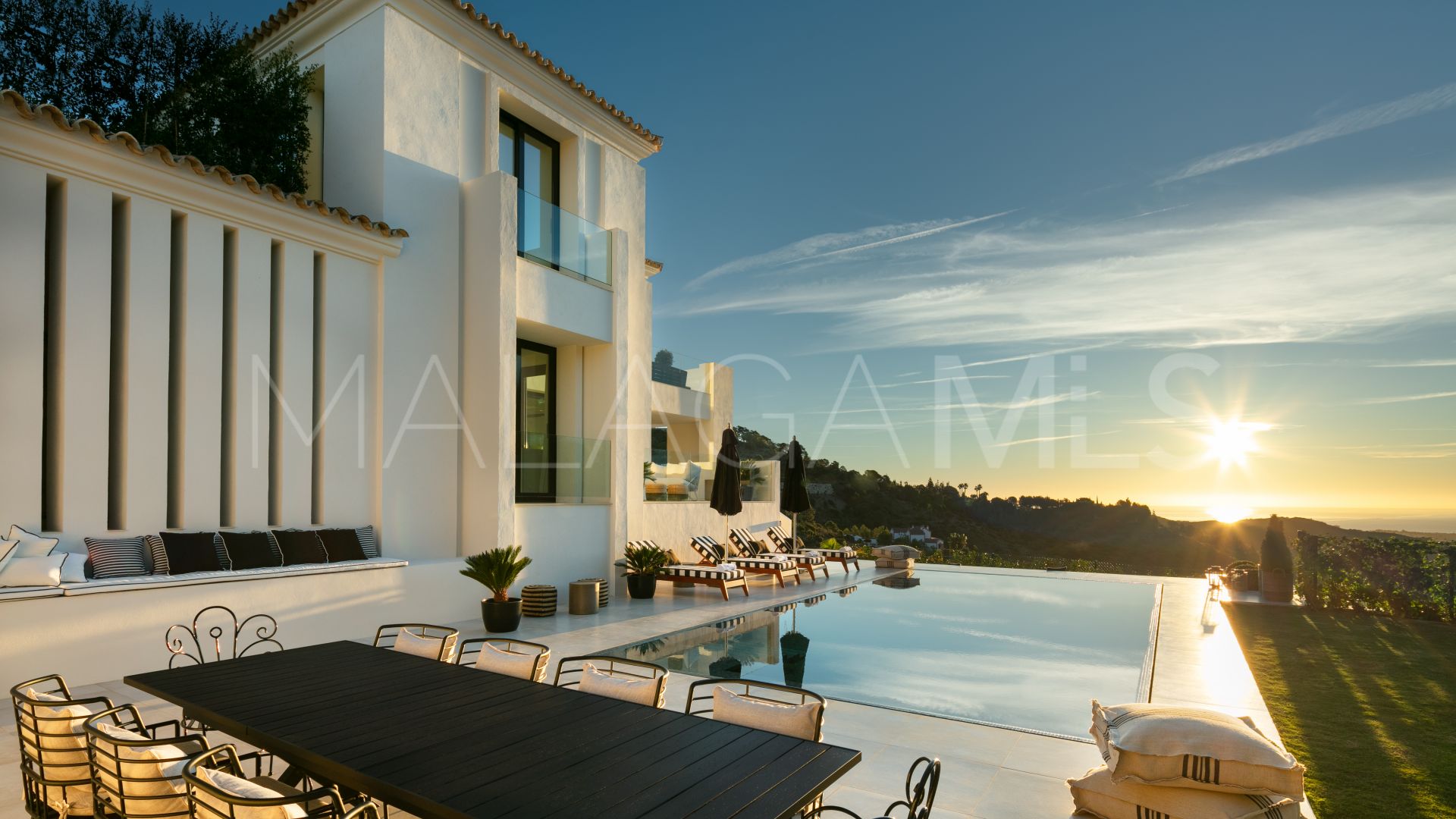 For sale villa in Ctra. De Ronda with 5 bedrooms