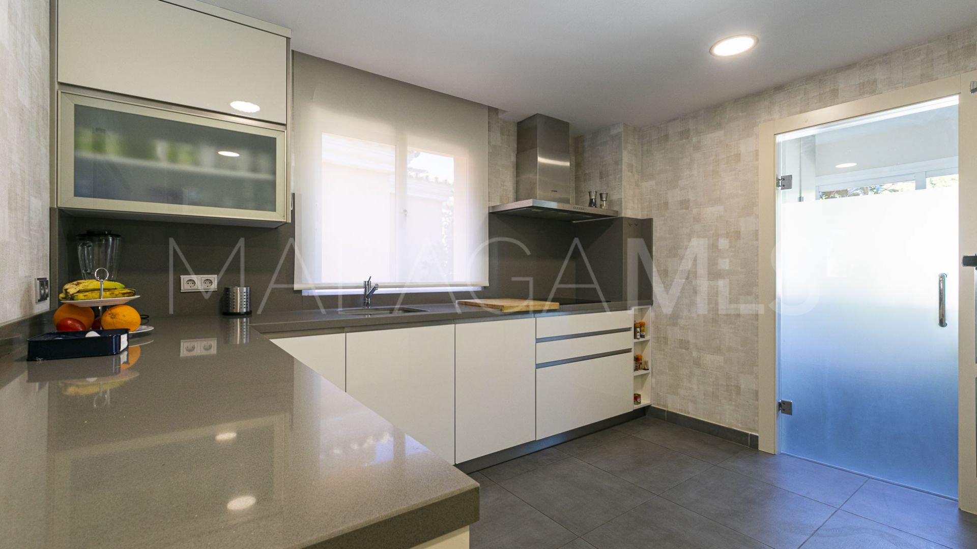 4 bedrooms duplex penthouse for sale in Benamara