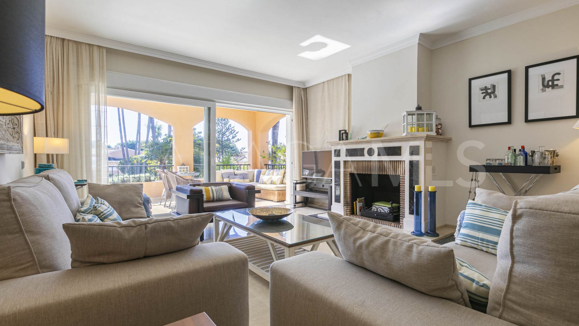 Duplex penthouse for sale in Benamara