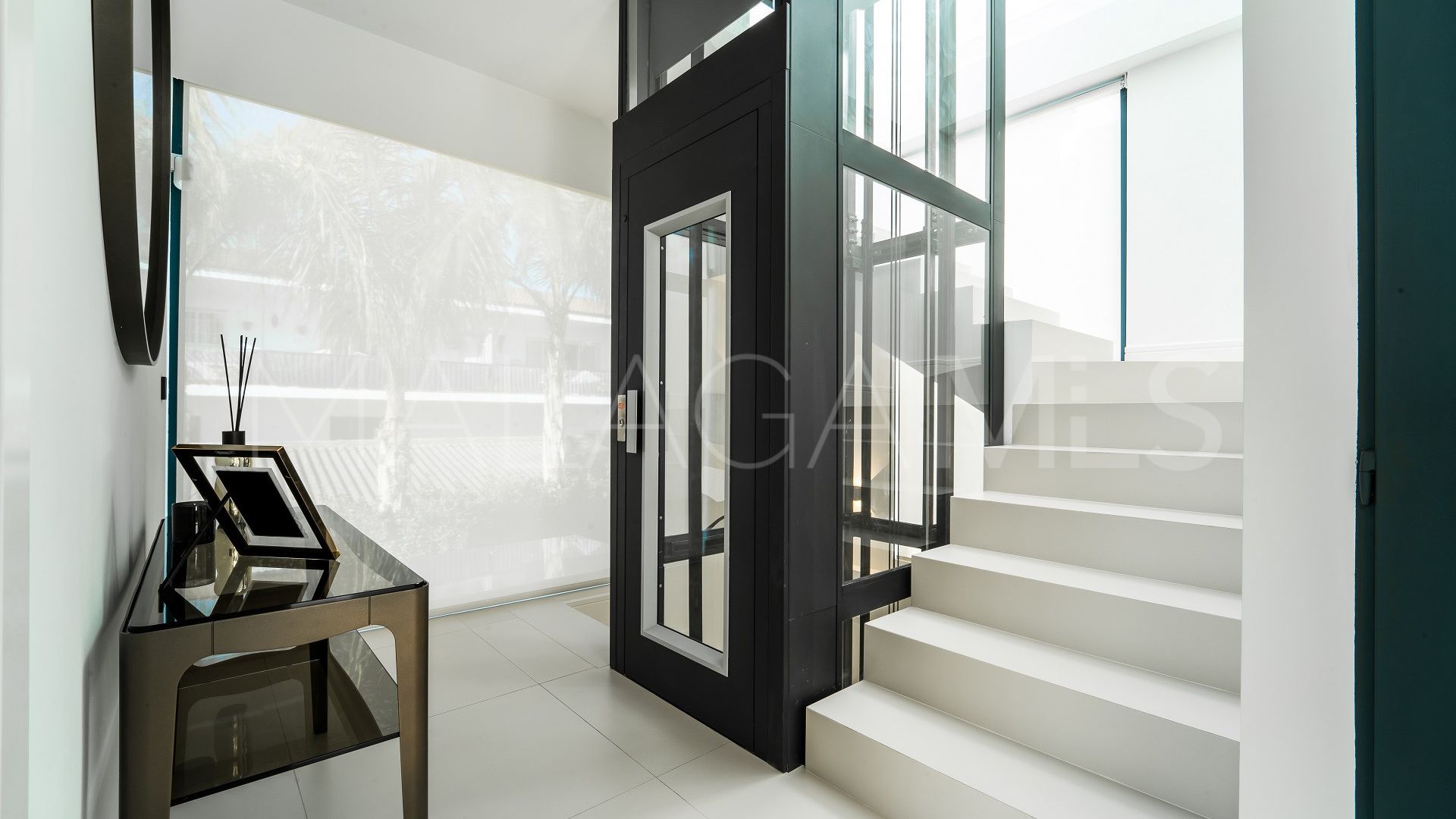 Villa for sale in Marbella Goldene Meile
