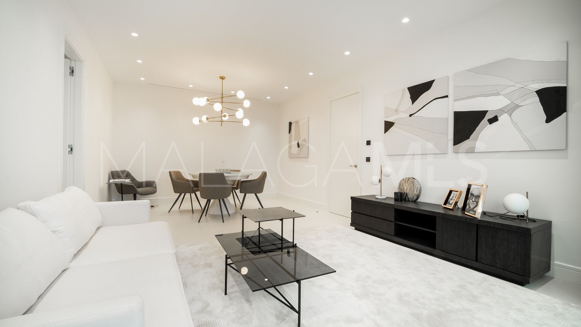 Villa for sale in Marbella Goldene Meile