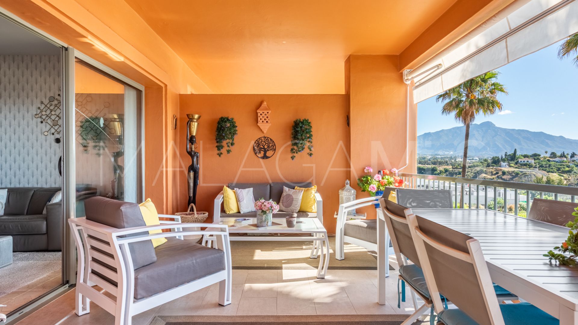 Se vende apartamento in New Golden Mile