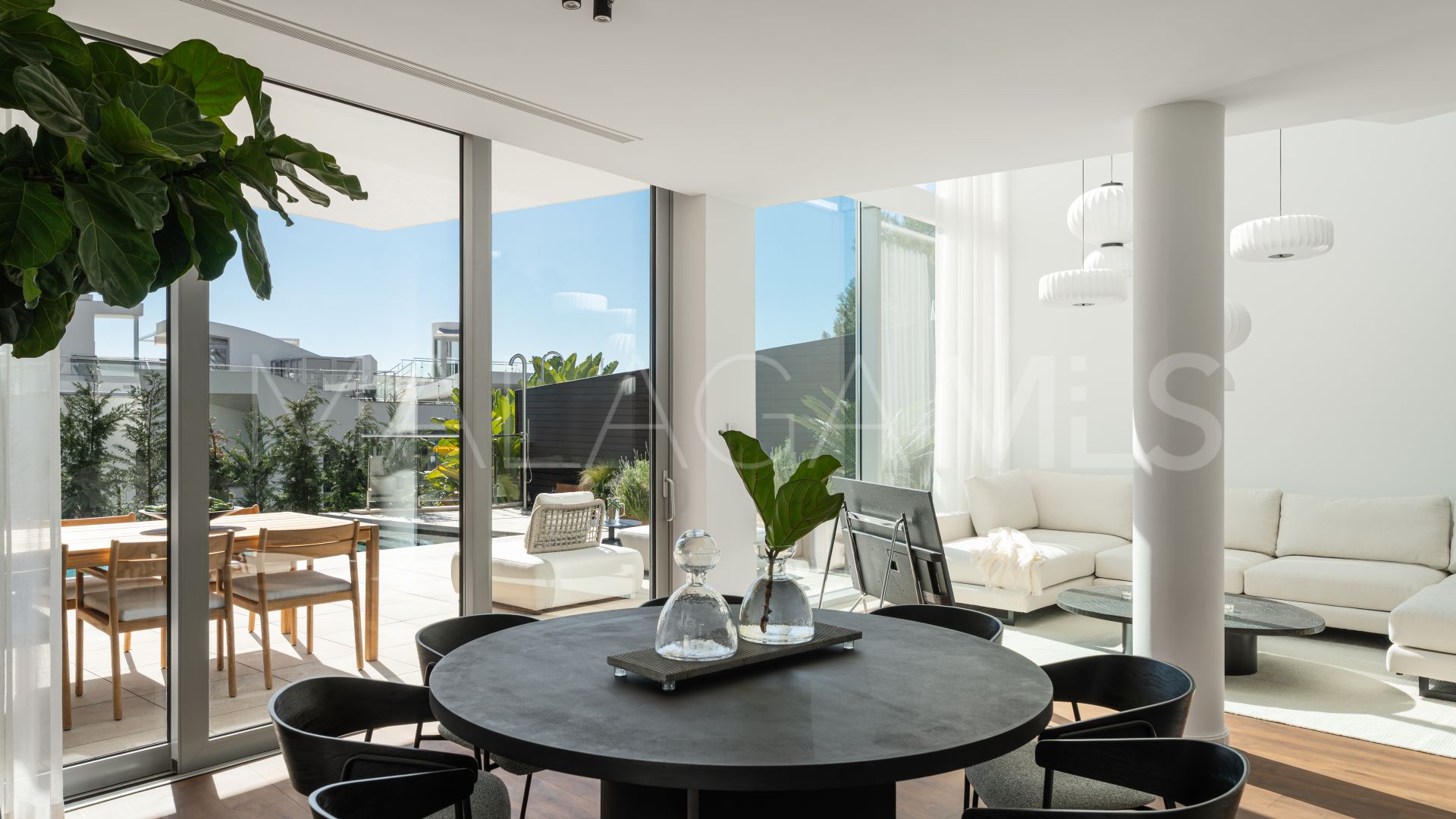 Marbella Golden Mile town house for sale