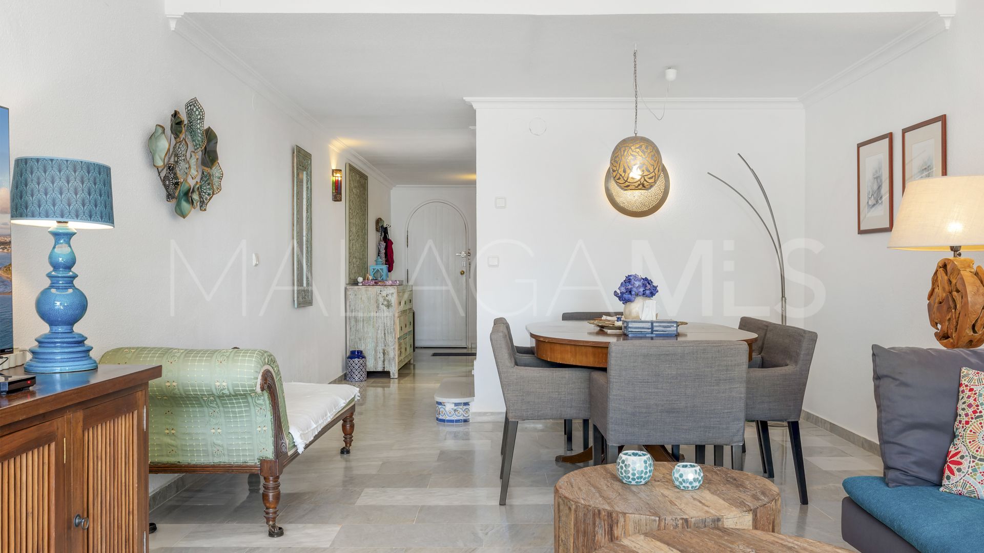 Town house for sale in Estepona