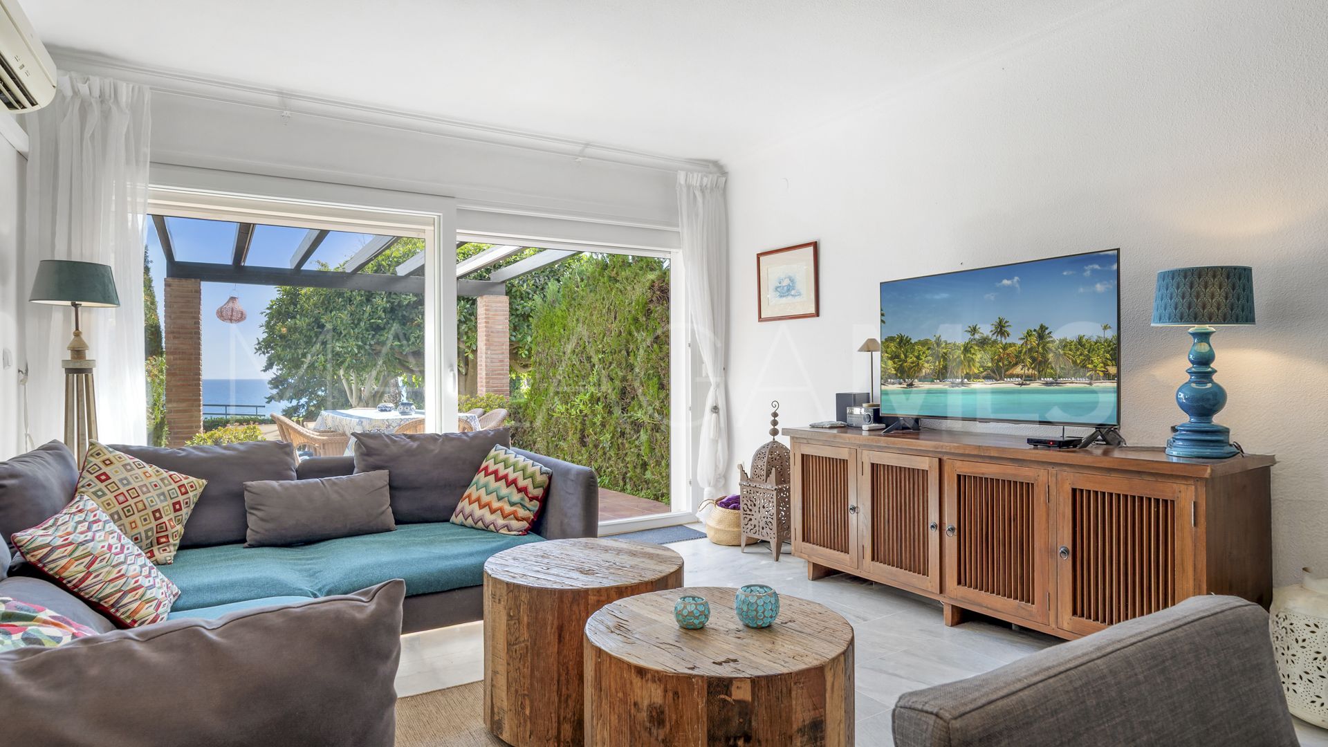 Town house for sale in Estepona