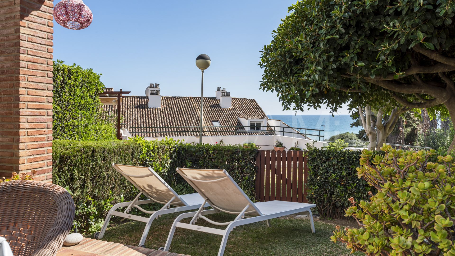 Town house for sale in Estepona