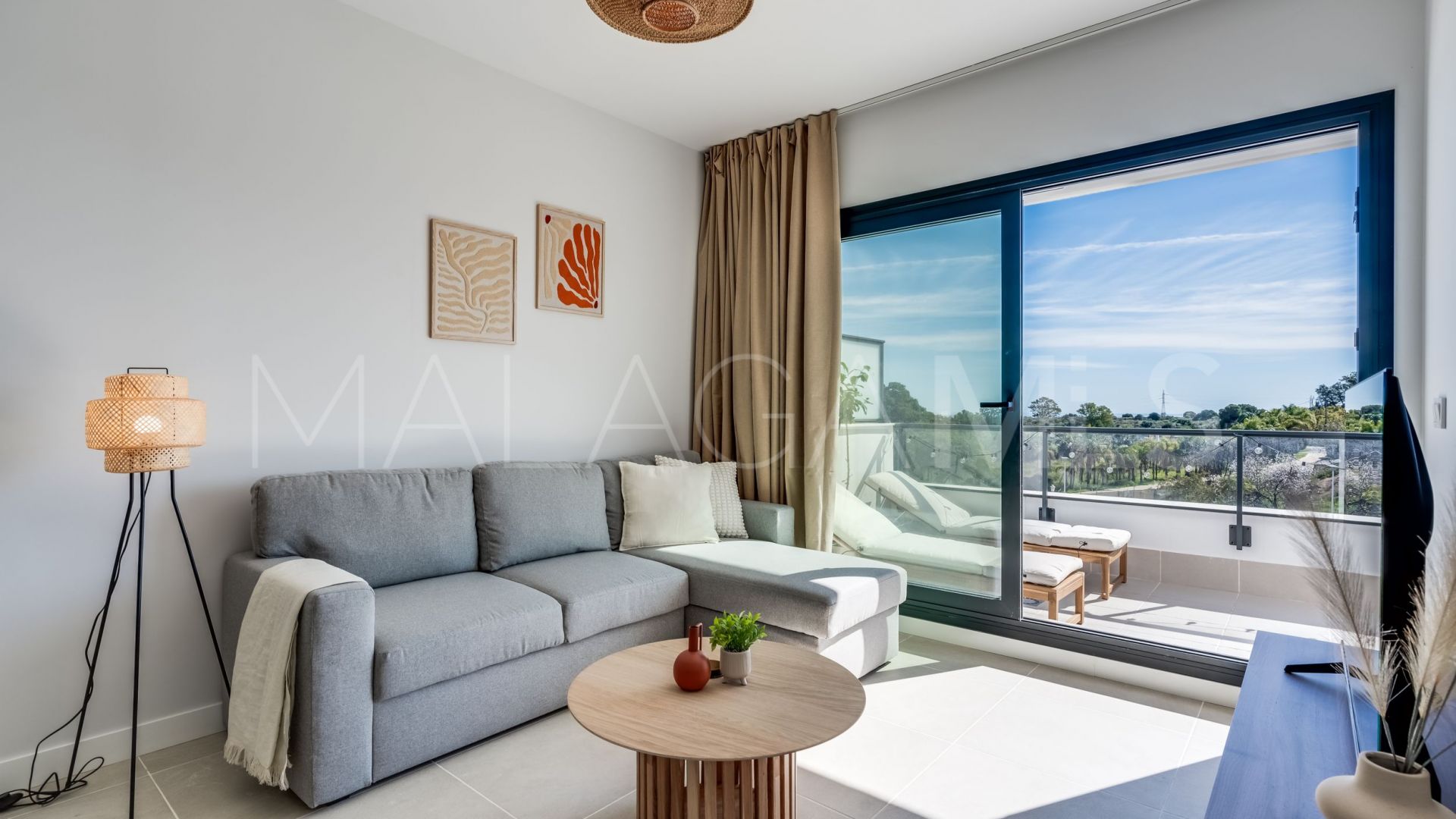 For sale 1 bedroom apartment in Estepona