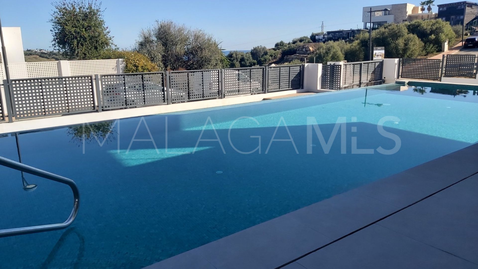 3 bedrooms Estepona villa for sale